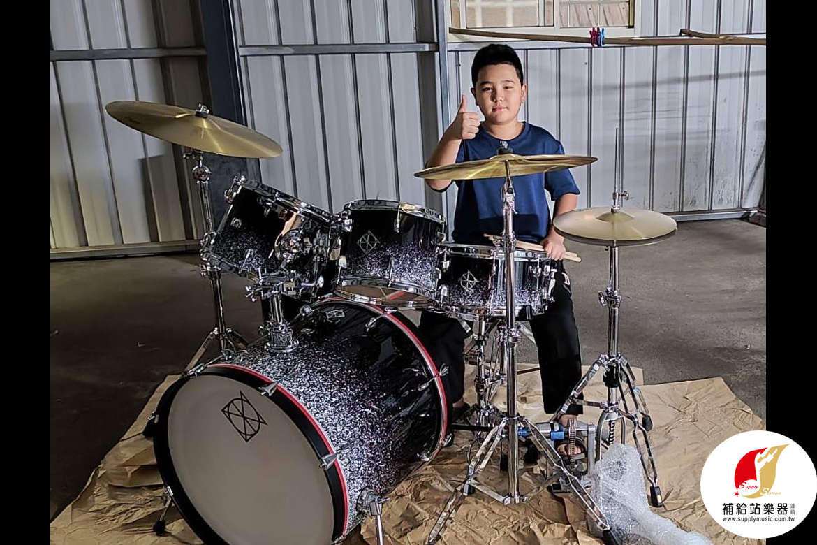 Read more about the article 感謝客人購買 DIXON 爵士鼓組！